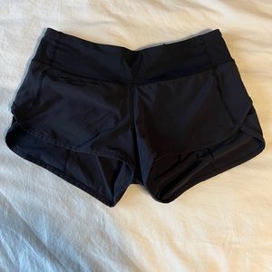 Lululemon running shorts size 4